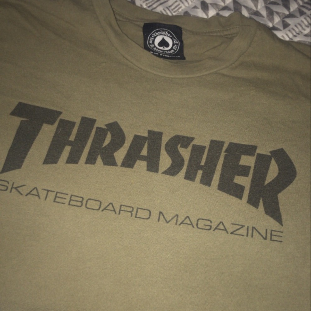 THRASHER Shirt